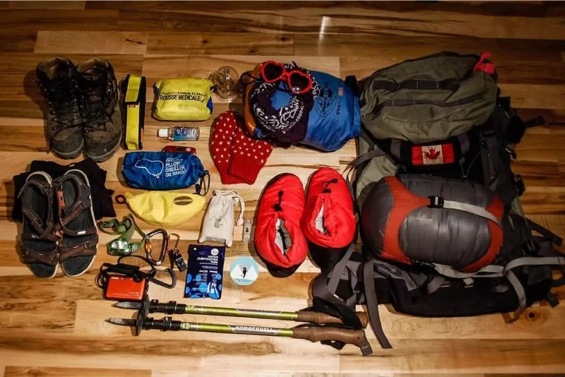 Perlengkapan Wajib yang Harus Dibawa Saat Menaklukkan Rute Pendakian Gunung Sikunir Dieng